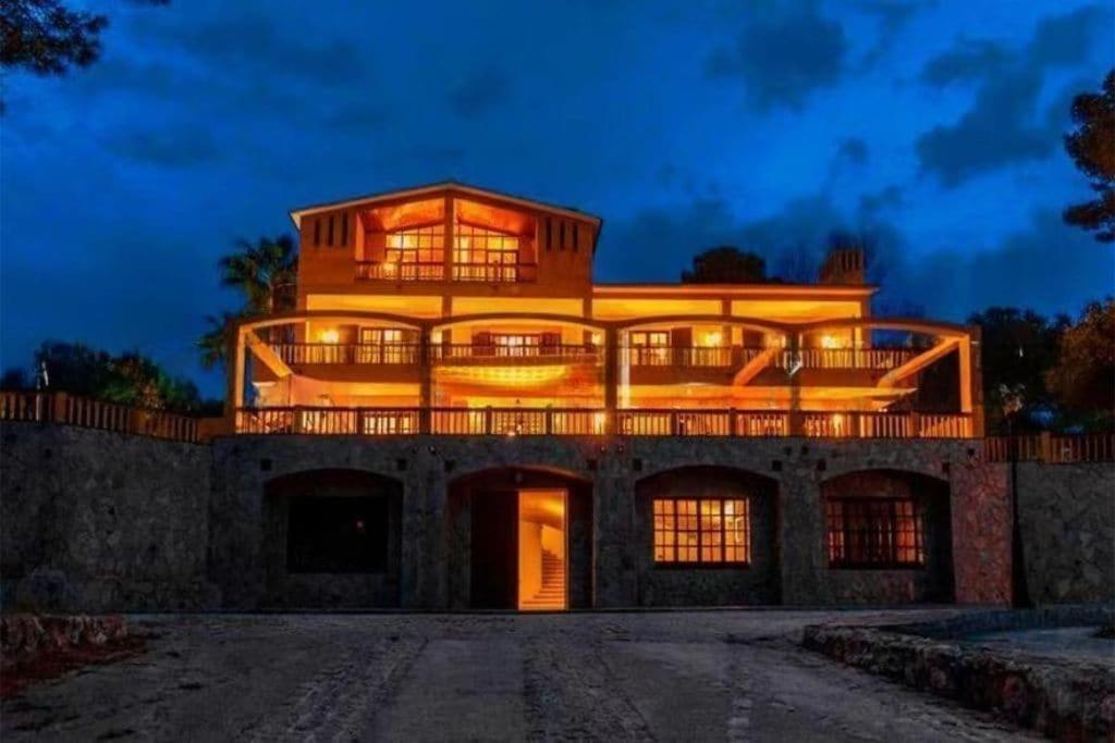 Villa Golf Sitges Біланоба-і-ла-Жалтру Екстер'єр фото