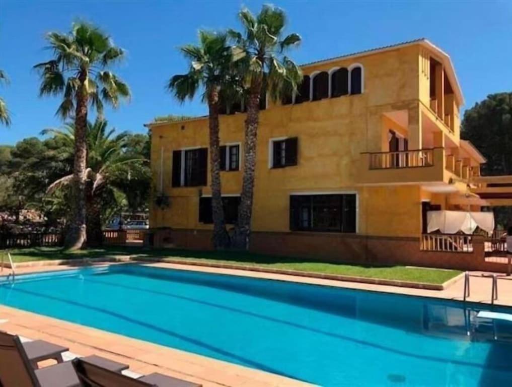 Villa Golf Sitges Біланоба-і-ла-Жалтру Екстер'єр фото