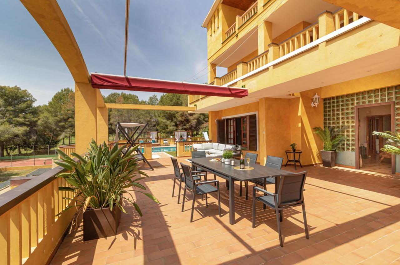 Villa Golf Sitges Біланоба-і-ла-Жалтру Екстер'єр фото
