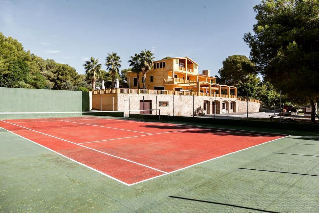 Villa Golf Sitges Біланоба-і-ла-Жалтру Екстер'єр фото