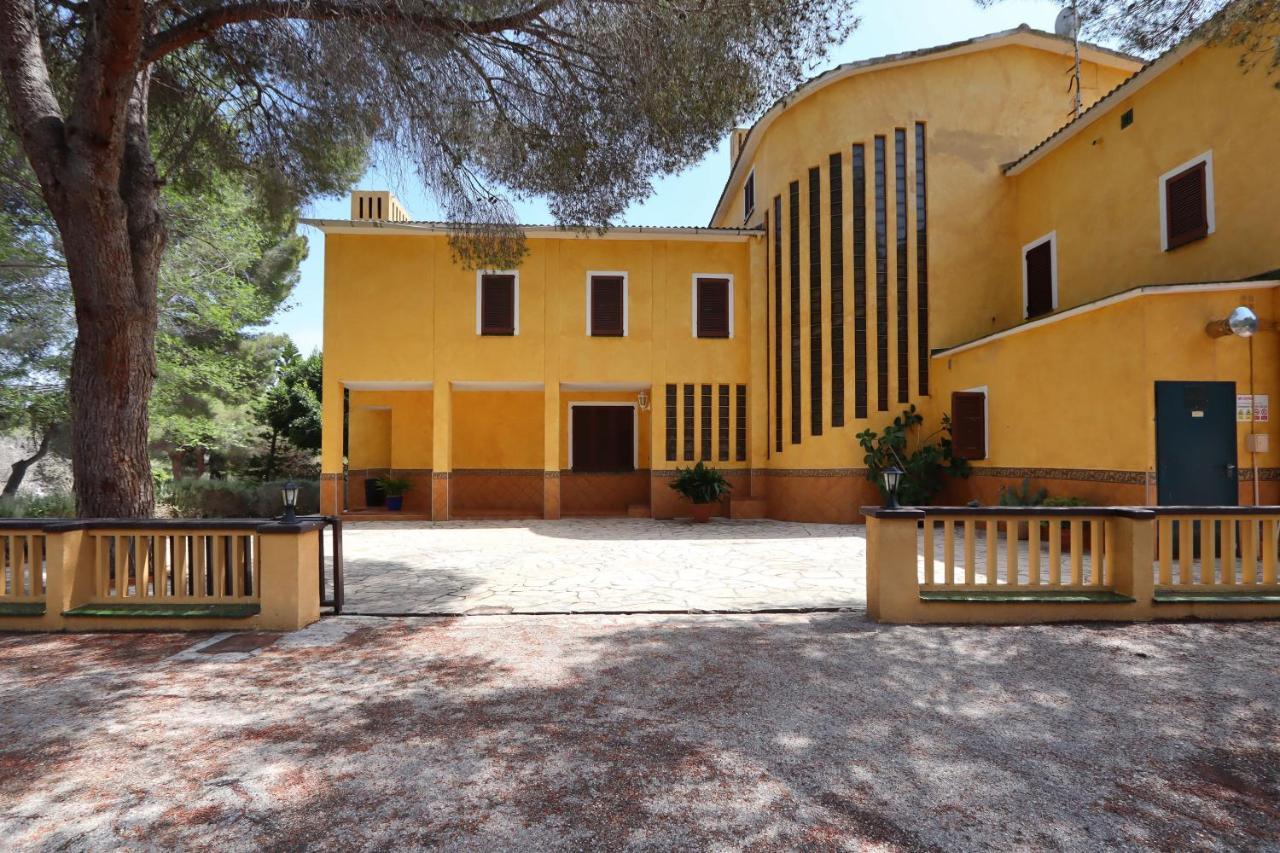 Villa Golf Sitges Біланоба-і-ла-Жалтру Екстер'єр фото