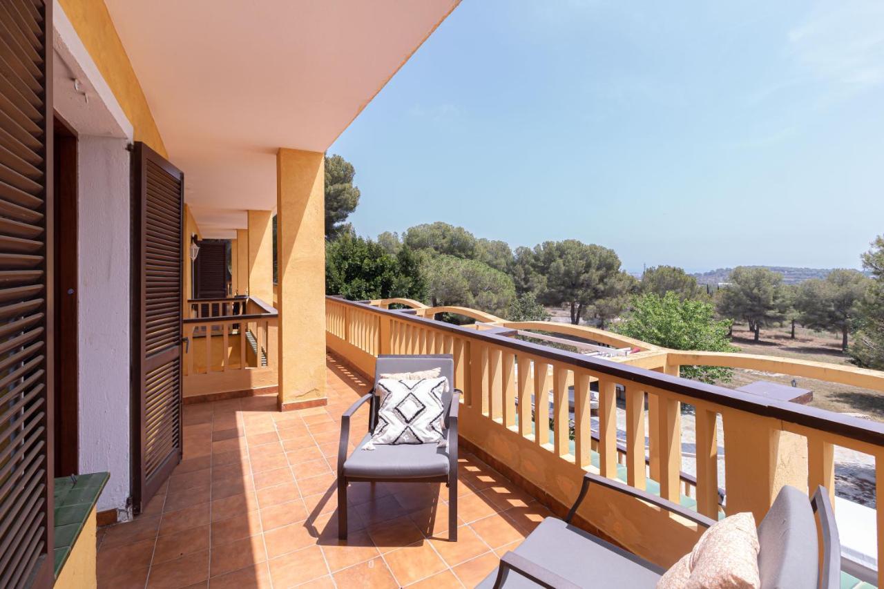 Villa Golf Sitges Біланоба-і-ла-Жалтру Екстер'єр фото